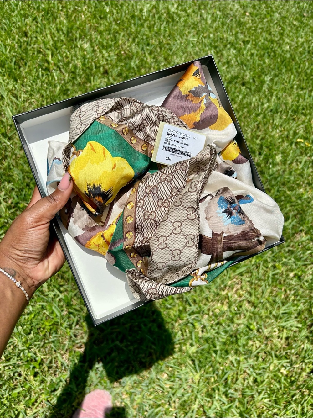 GUCCI Floral SILK Scarf - Yellow, Green, Beige, Brow BRAND NEW WITH TAGS & Box!